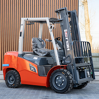 Stivuitor Diesel
HELI
CPCD35-M3RG3 M350