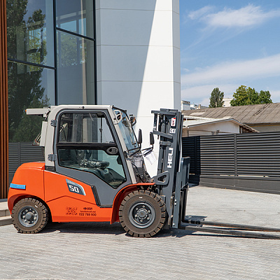 Stivuitor Diesel
HELI
CPCD50-QC7G3 M300