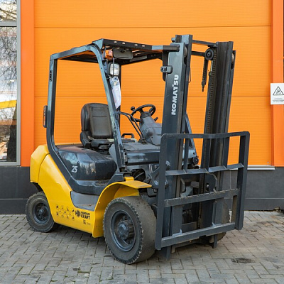 Stivuitor Benzină FG25T-17 