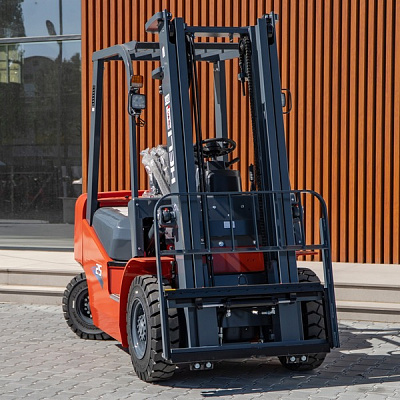 Stivuitor Diesel
HELI
CPCD25-Q17K2-M350