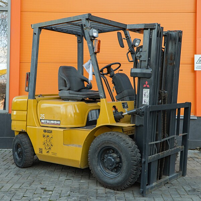  Stivuitor Benzină FG25T